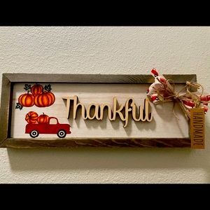 Fall Farmhouse Thankfull Sign